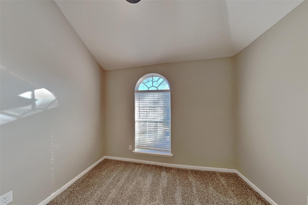 9658 Therrell Drive - Photo 15