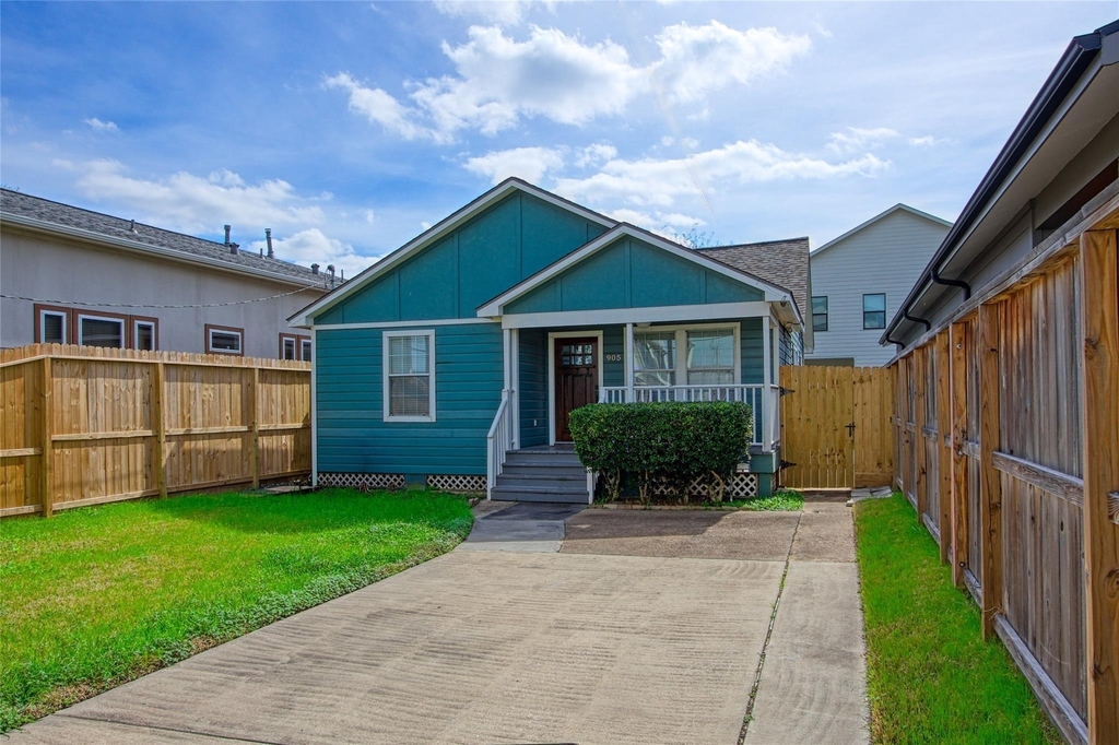 905 Kern Street - Photo 0