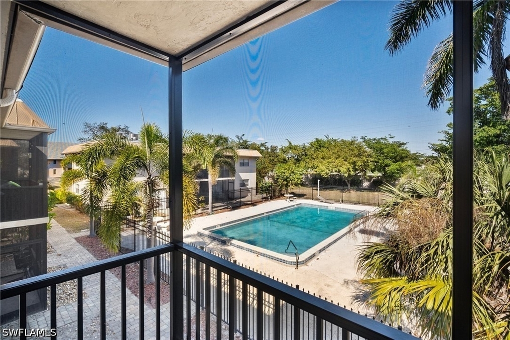 1560 Colonial Boulevard - Photo 8