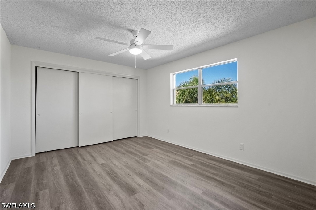 1560 Colonial Boulevard - Photo 4