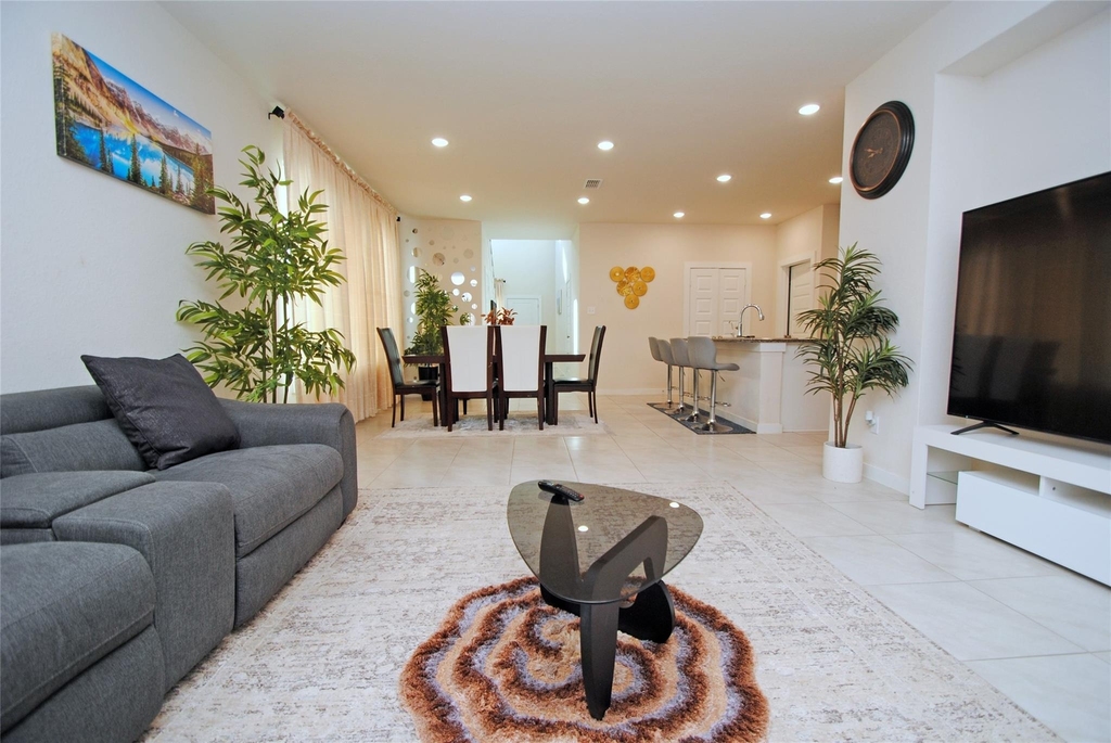 7143 Clearwater Cove Drive - Photo 9