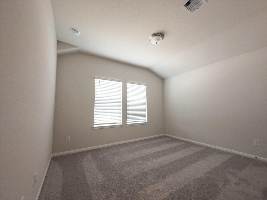 8015 Virginia Drive - Photo 11
