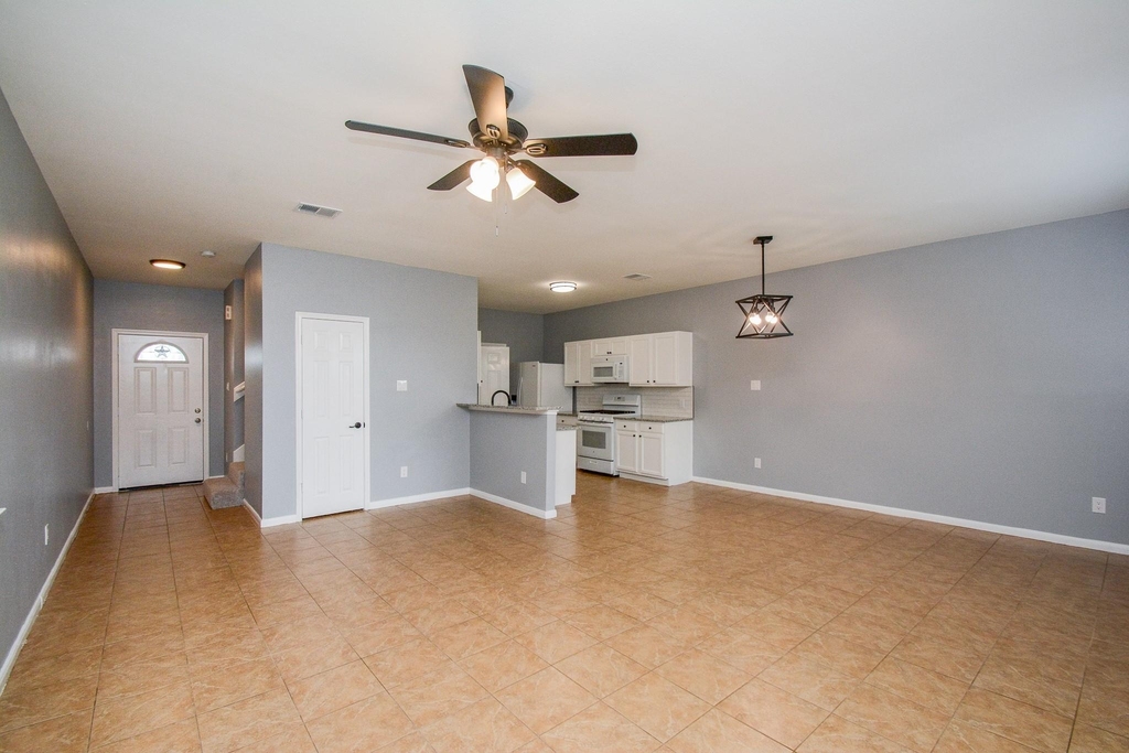 6418 Waldron Drive - Photo 2