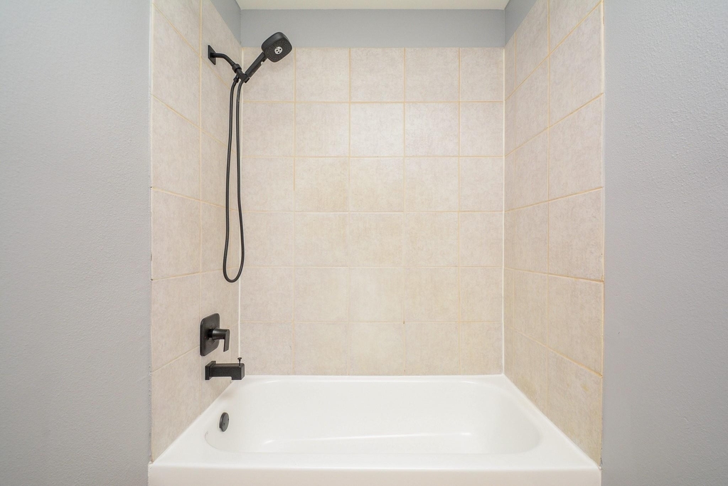 6418 Waldron Drive - Photo 14