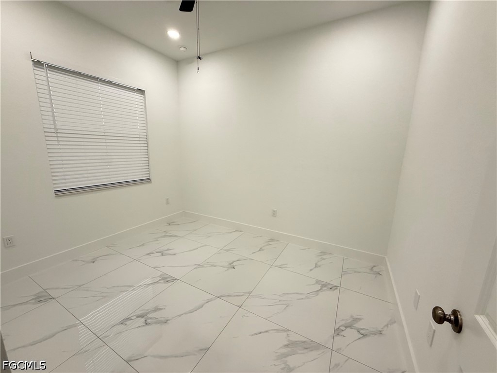 1262 Best Avenue - Photo 3
