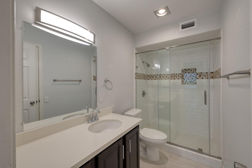 1860 White Oak Drive - Photo 25