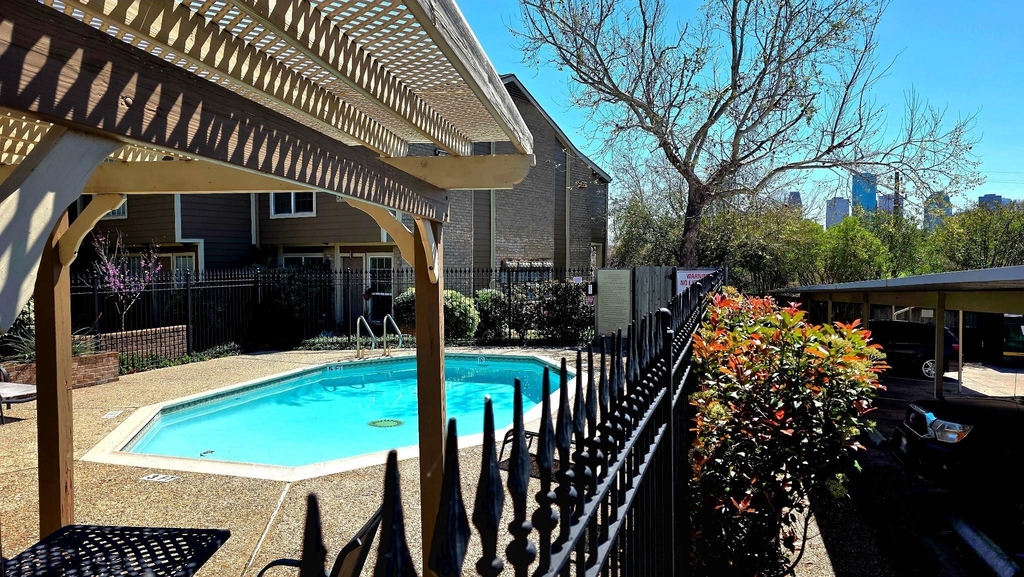 1860 White Oak Drive - Photo 31