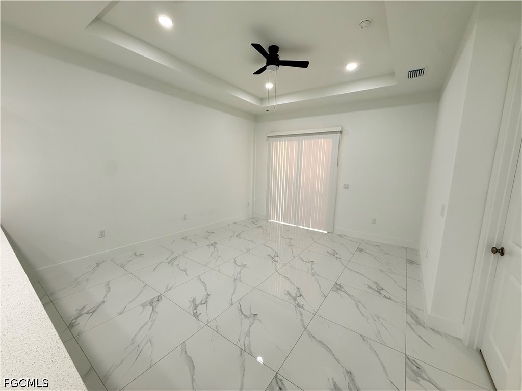 1253 Columbus Boulevard - Photo 2