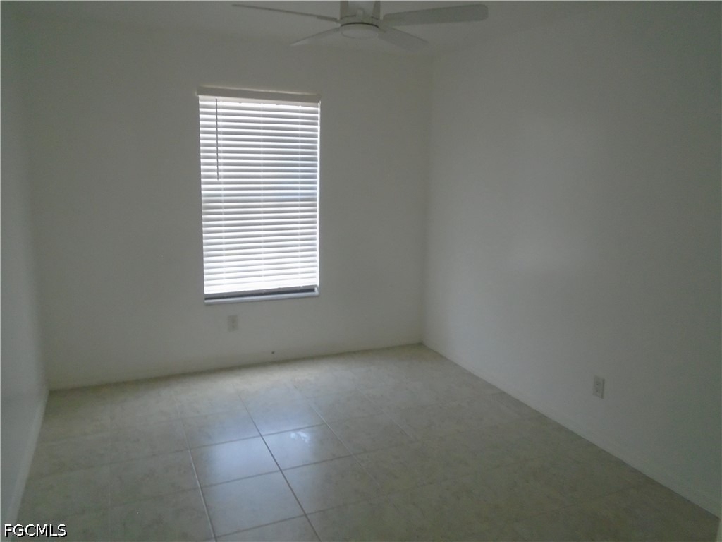 1228 Sw Trafalgar Parkway - Photo 8
