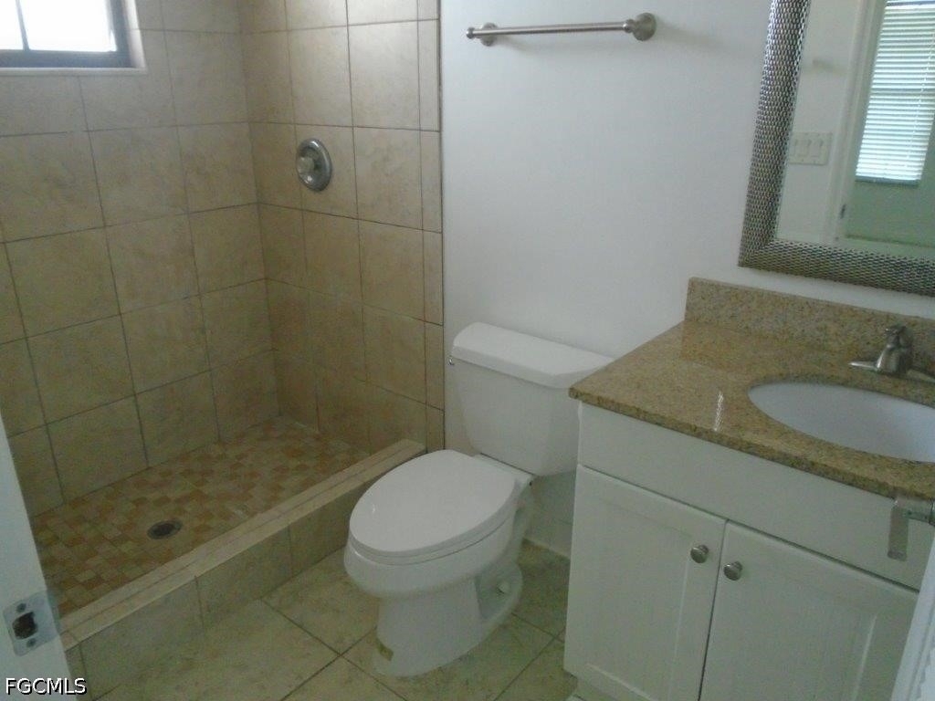 1228 Sw Trafalgar Parkway - Photo 6
