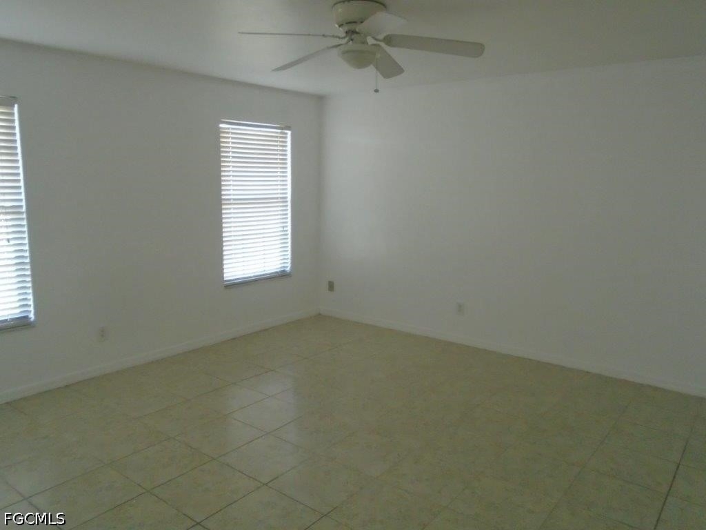 1228 Sw Trafalgar Parkway - Photo 5