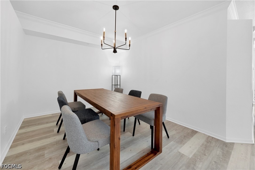 6800 Satinleaf Road S - Photo 5