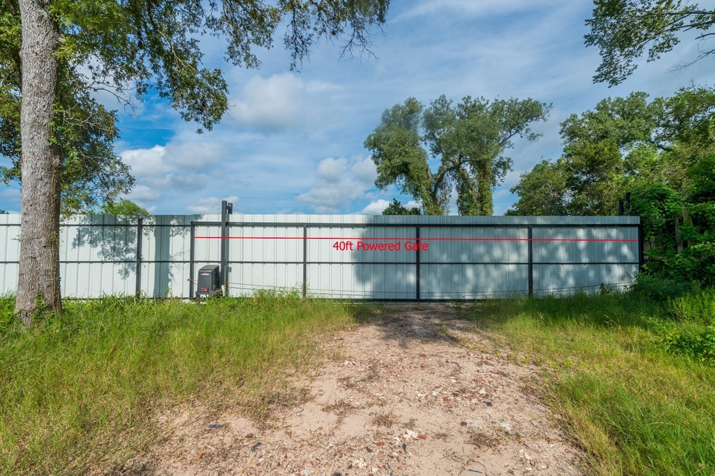1353 Siedel Road - Photo 7