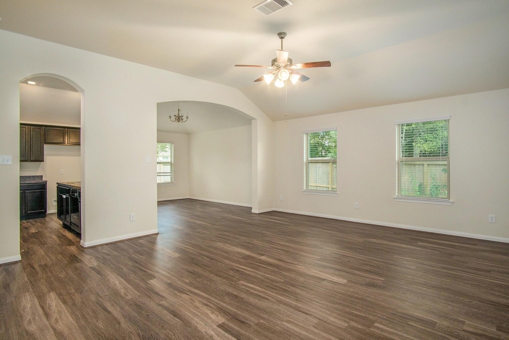 13006 Lazy Lane - Photo 6