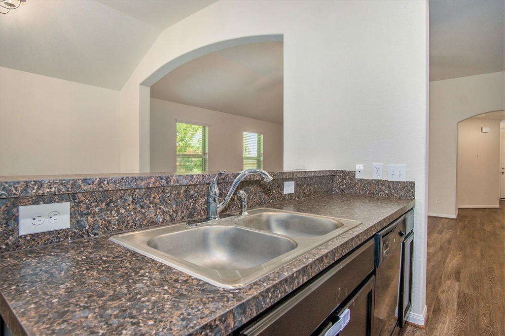 13006 Lazy Lane - Photo 3
