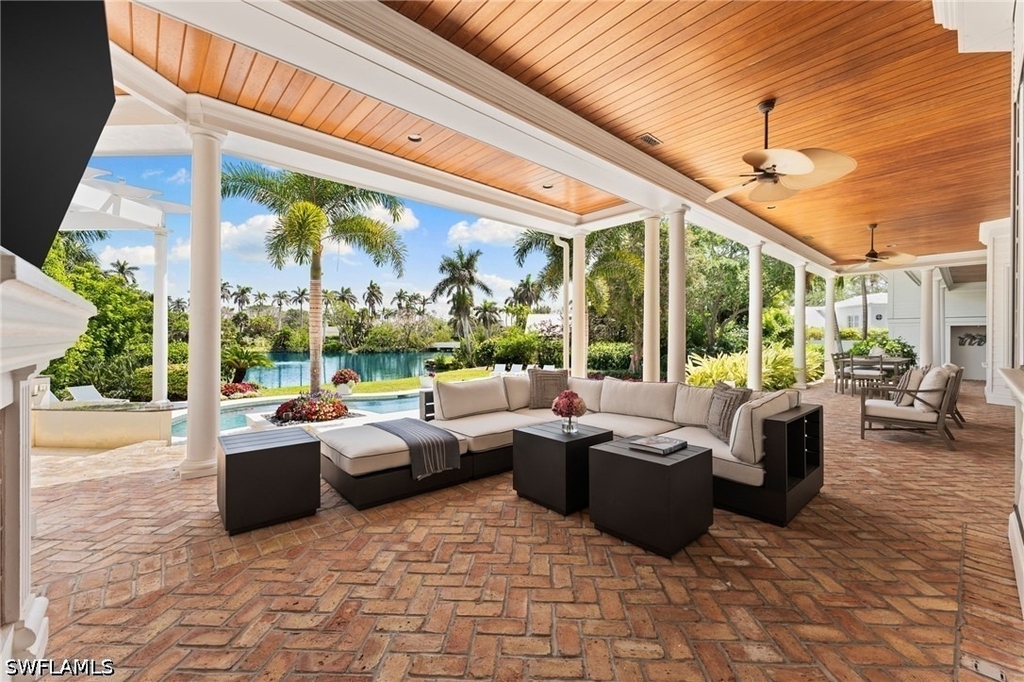 2325 Lantern Lane - Photo 40