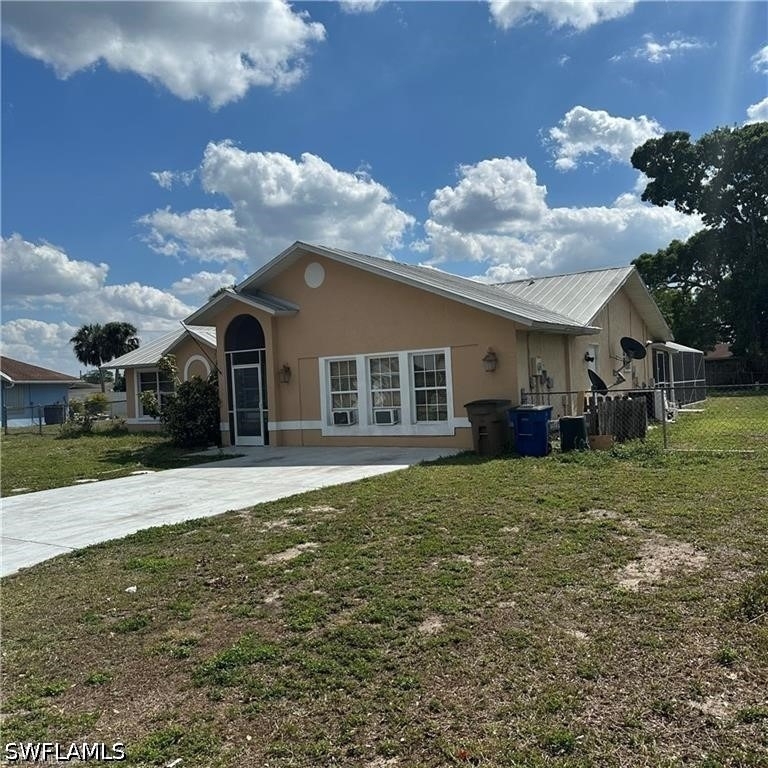 706 Arianne Court - Photo 1