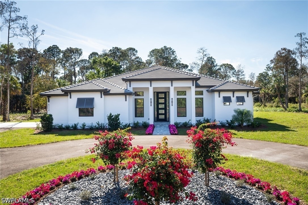 5772 Green Boulevard - Photo 0