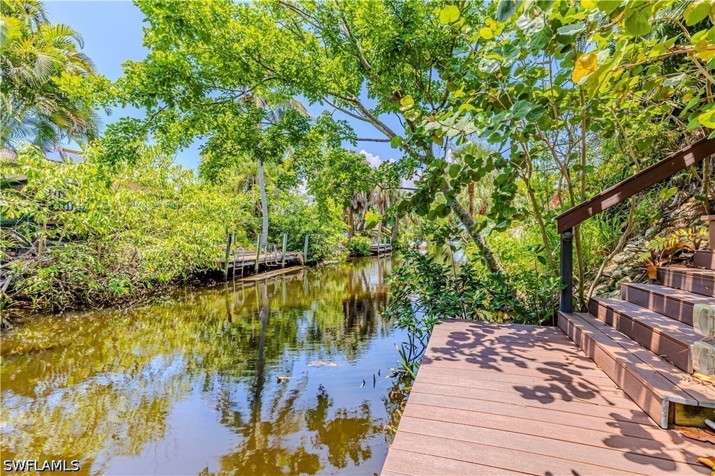 27180 Williams Road - Photo 2