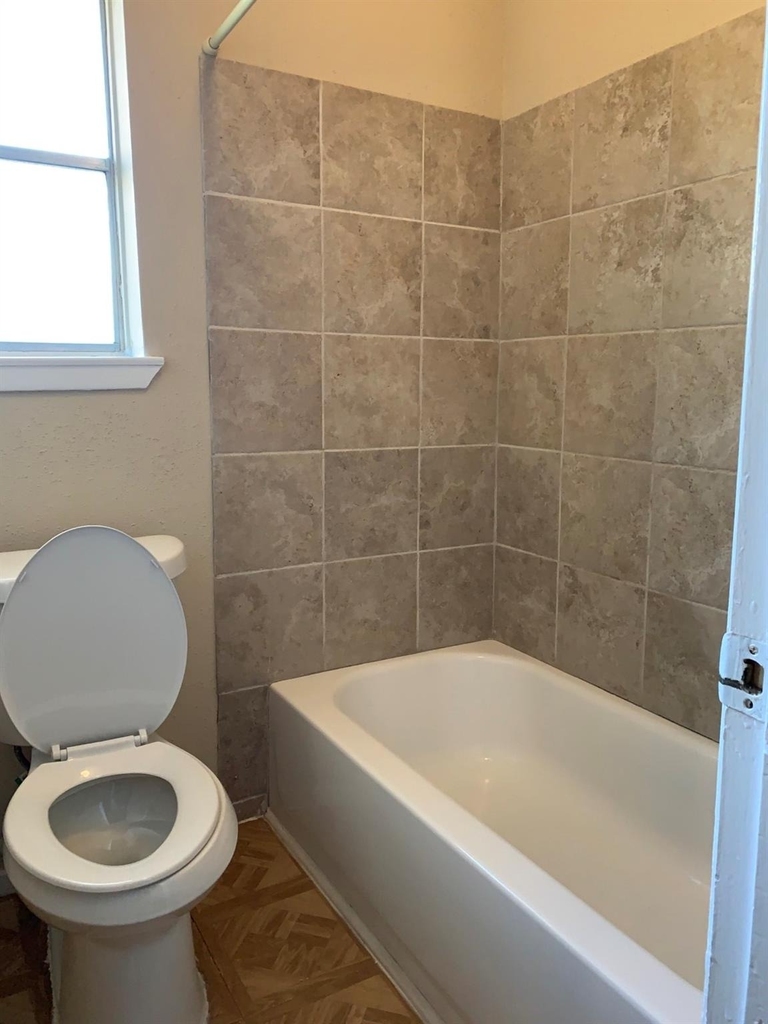 722 Stephanie Drive - Photo 14