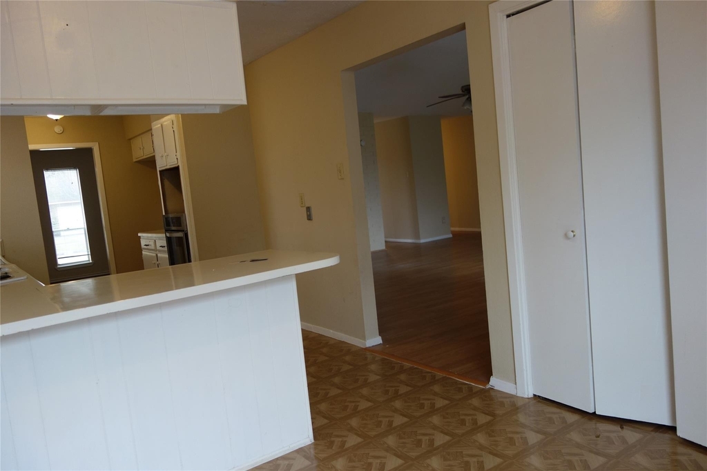 722 Stephanie Drive - Photo 8