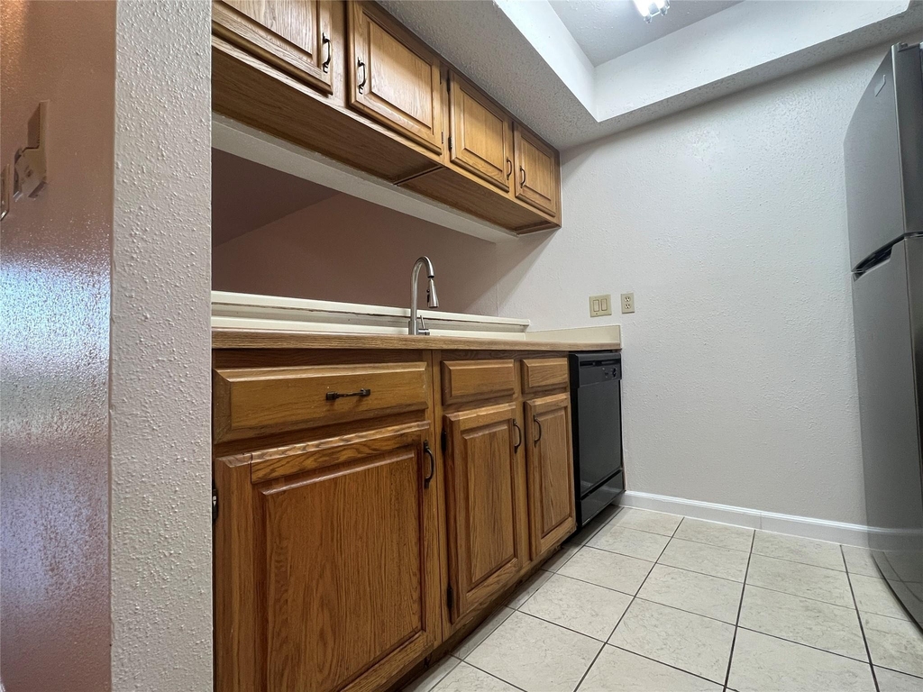 2826 S Bartell Drive - Photo 1