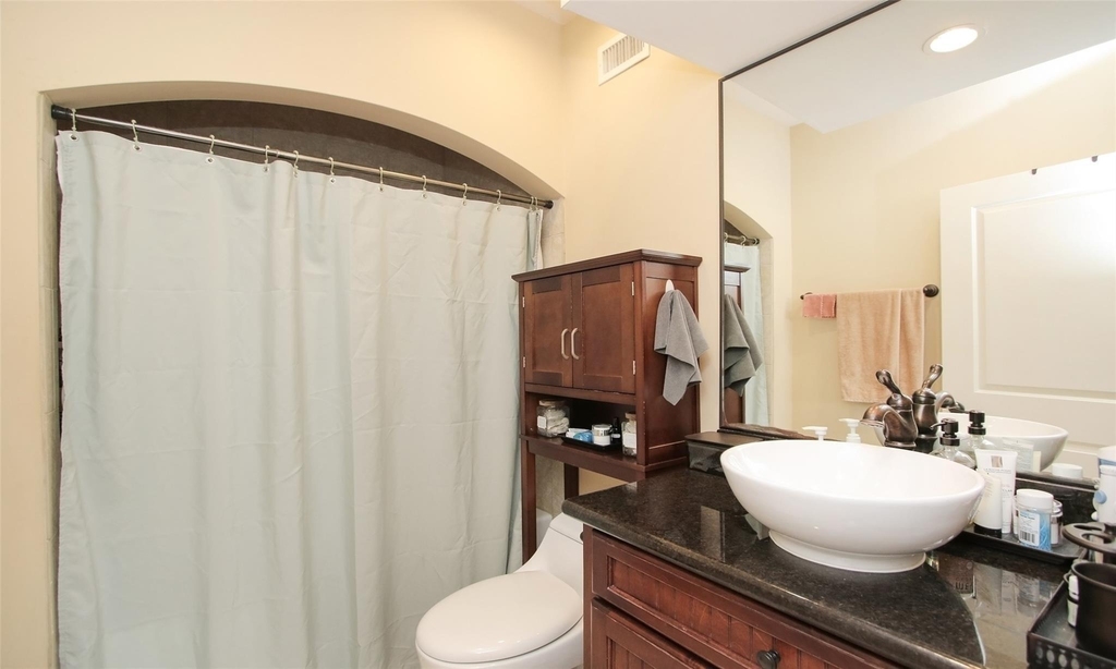 2203 Dorrington Street - Photo 19
