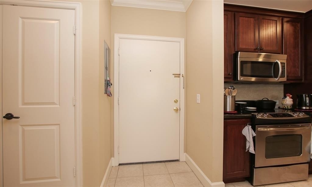 2203 Dorrington Street - Photo 13