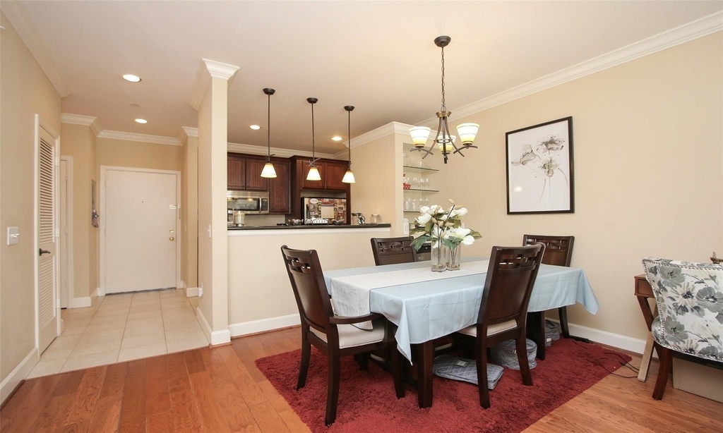 2203 Dorrington Street - Photo 4