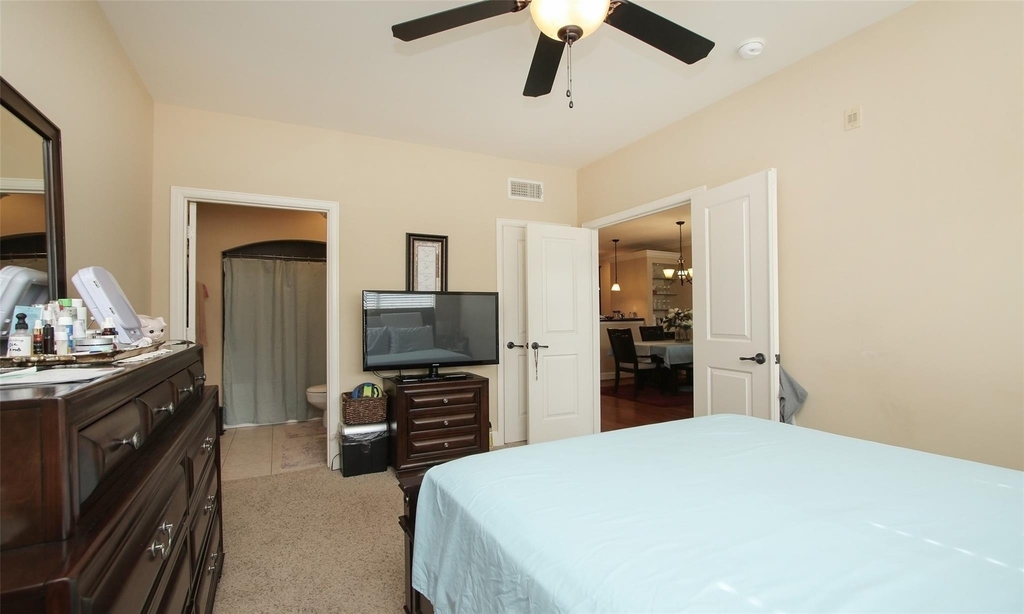 2203 Dorrington Street - Photo 18