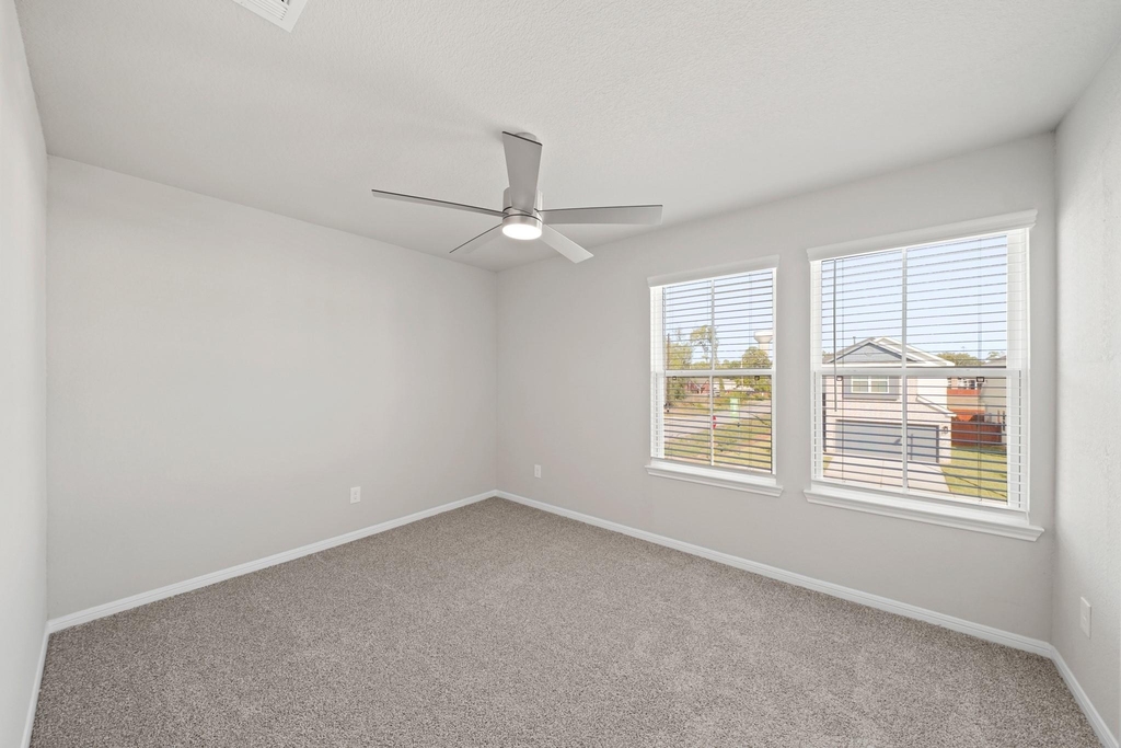 839 Red Oakland Drive - Photo 6