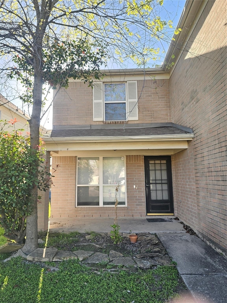 11015 Walkup Way - Photo 1