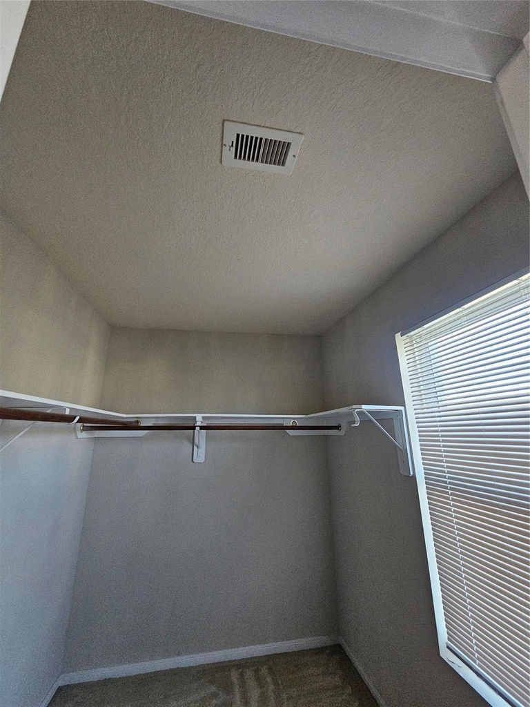 11015 Walkup Way - Photo 18