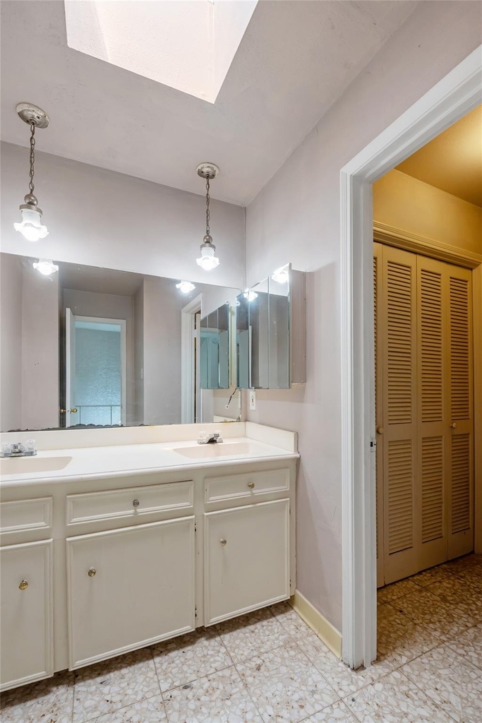 1915 Mustang Springs Drive - Photo 28
