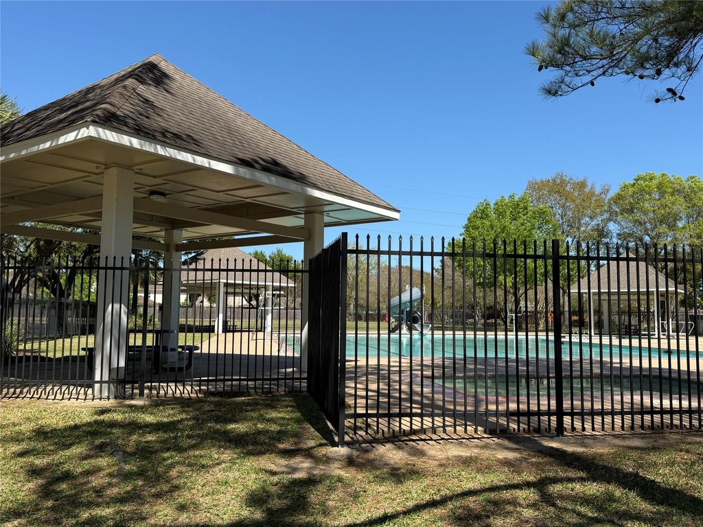 17402 Eastwood Circle - Photo 21