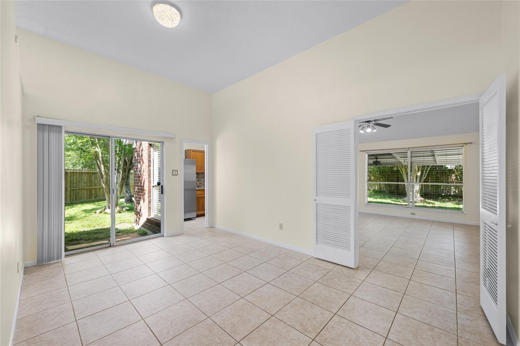 17402 Eastwood Circle - Photo 8