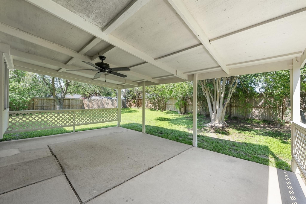 17402 Eastwood Circle - Photo 16