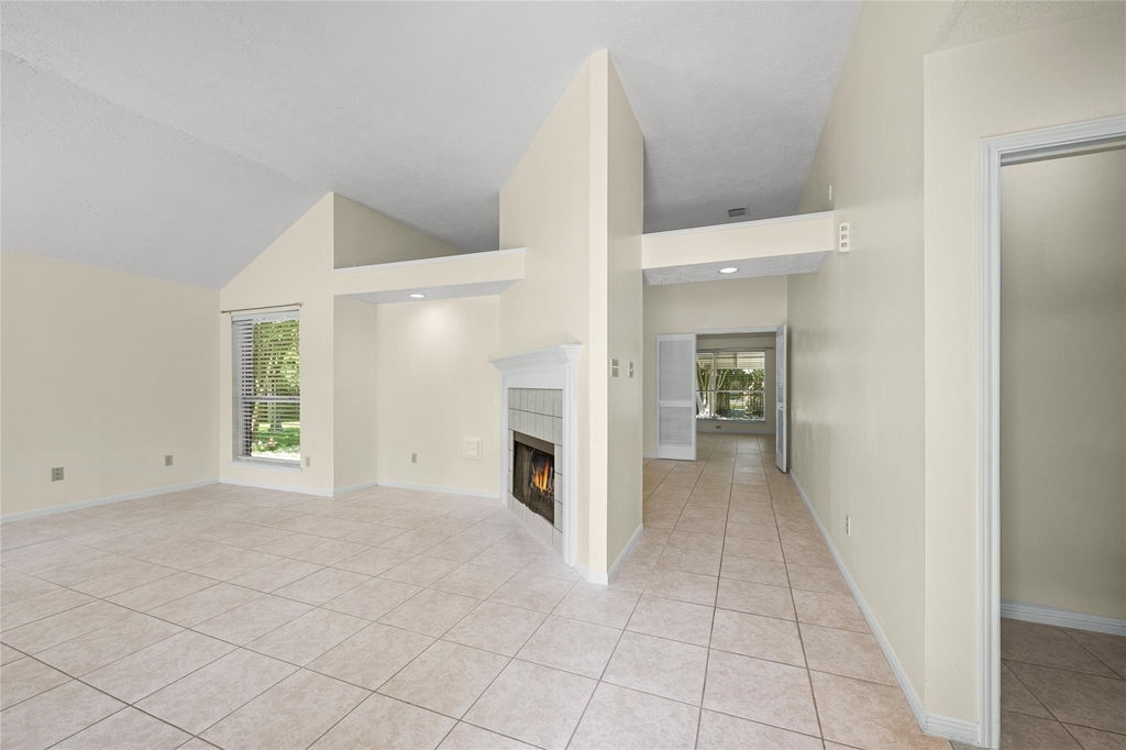 17402 Eastwood Circle - Photo 3