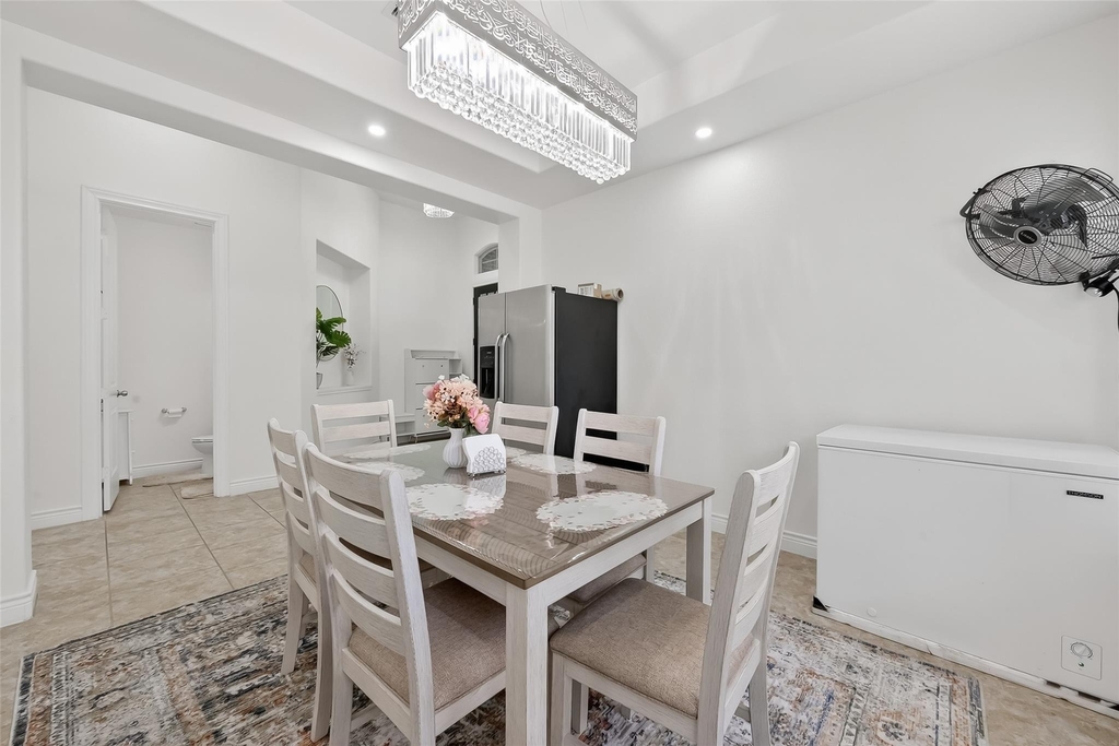 6515 Sterling Shores Lane - Photo 7