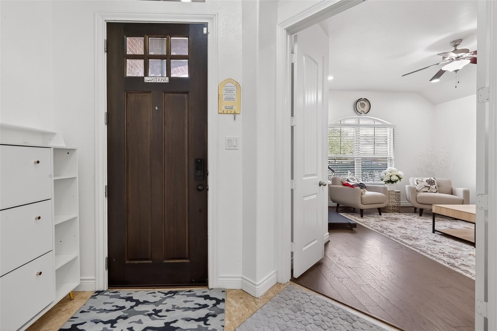 6515 Sterling Shores Lane - Photo 2