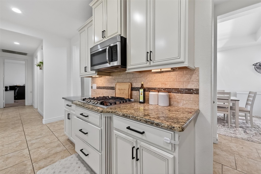 6515 Sterling Shores Lane - Photo 14