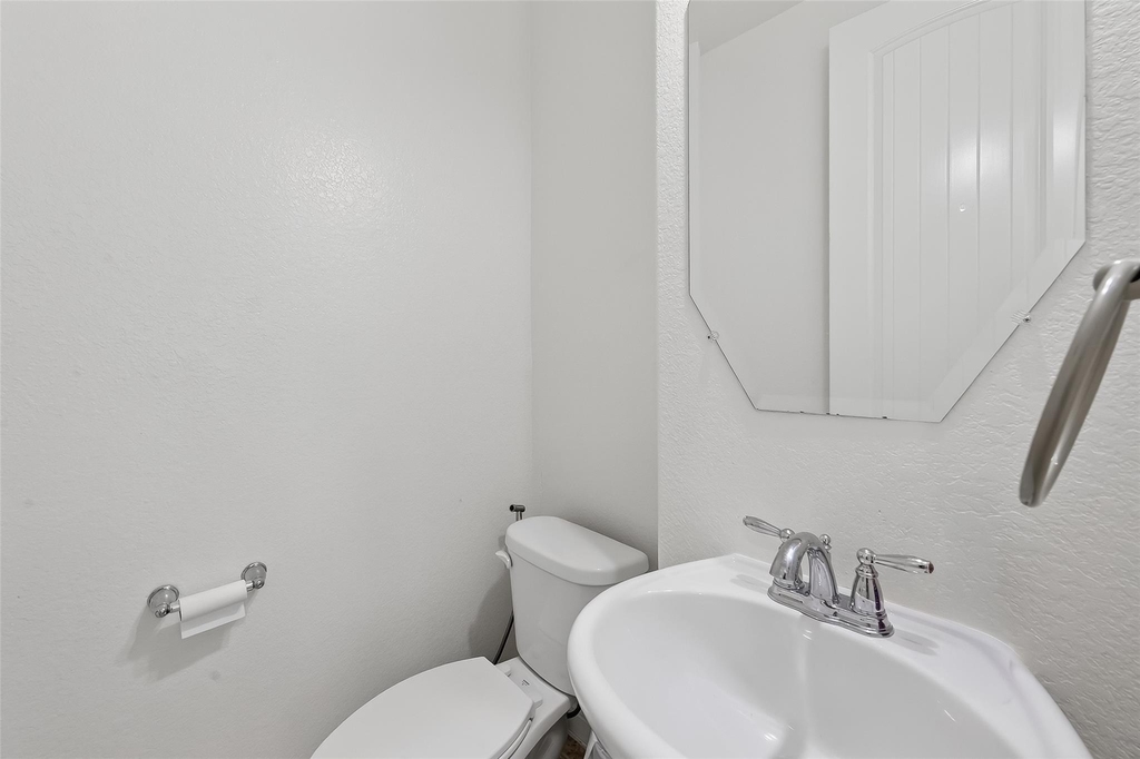 6515 Sterling Shores Lane - Photo 8