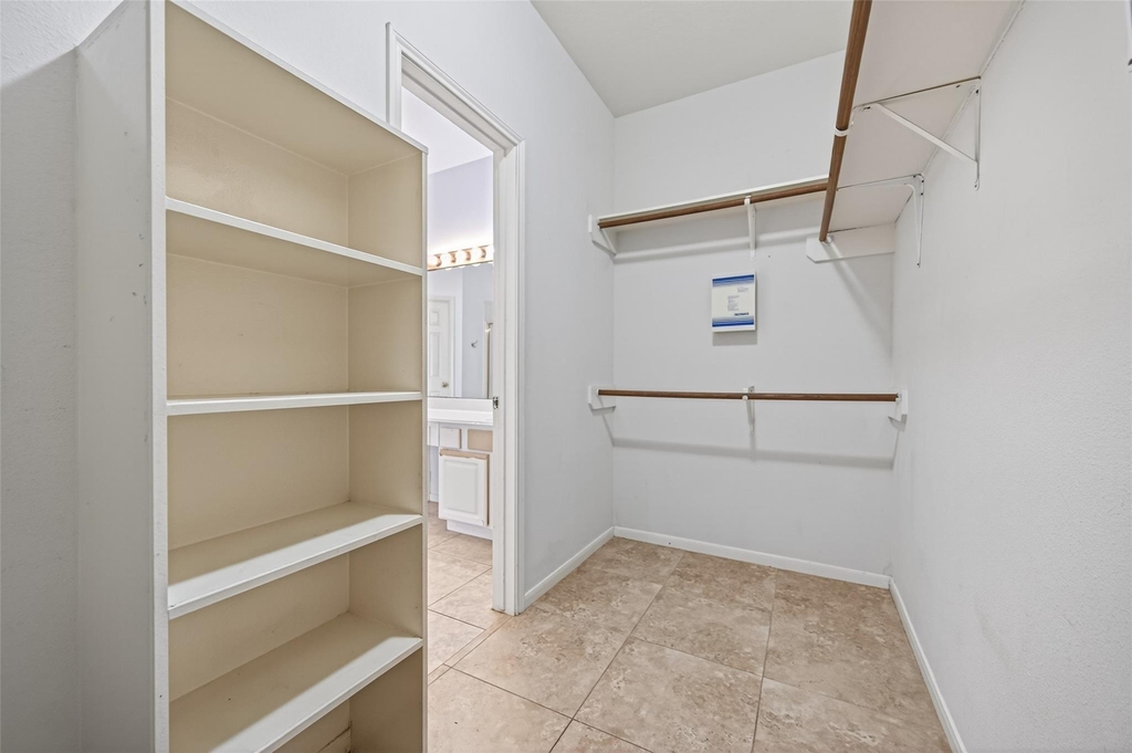 12727 Magnolia Leaf Street - Photo 10