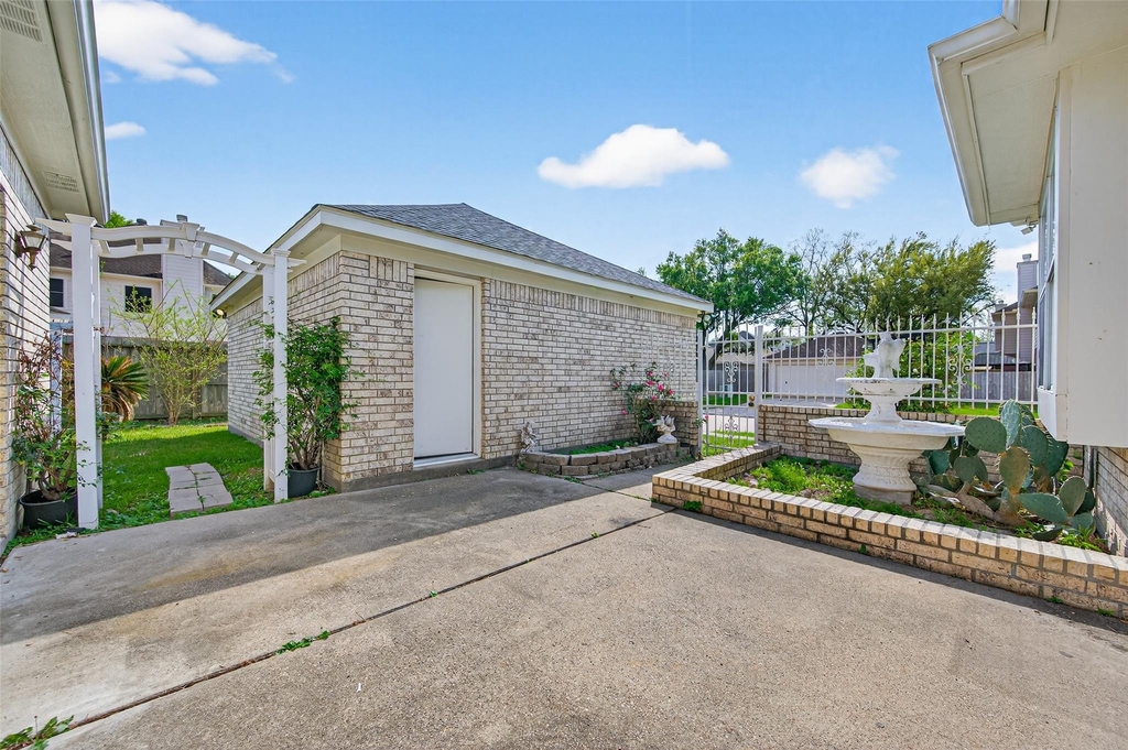 12727 Magnolia Leaf Street - Photo 16