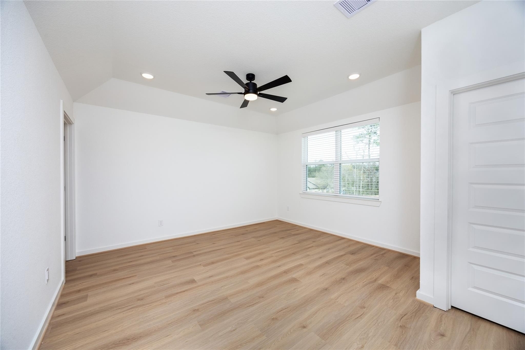 1939 Longmire Villas Court - Photo 19