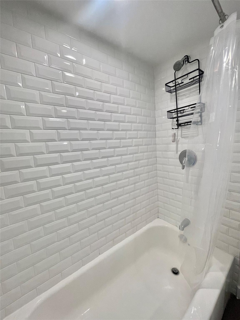 412 Pacific Street - Photo 13