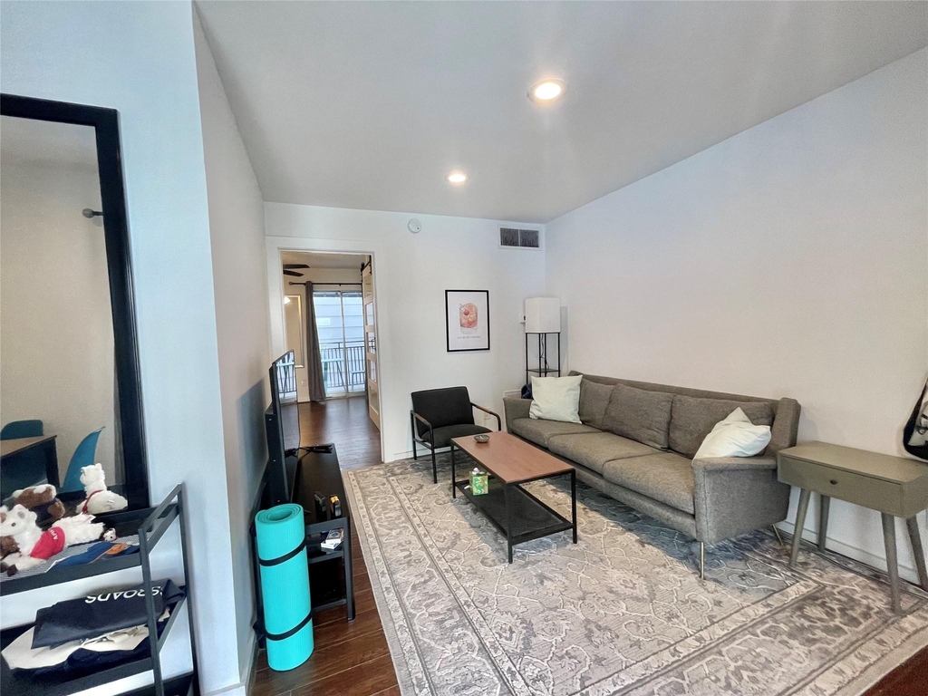 412 Pacific Street - Photo 6
