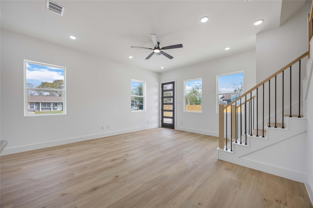 4804 Carmen Street - Photo 6
