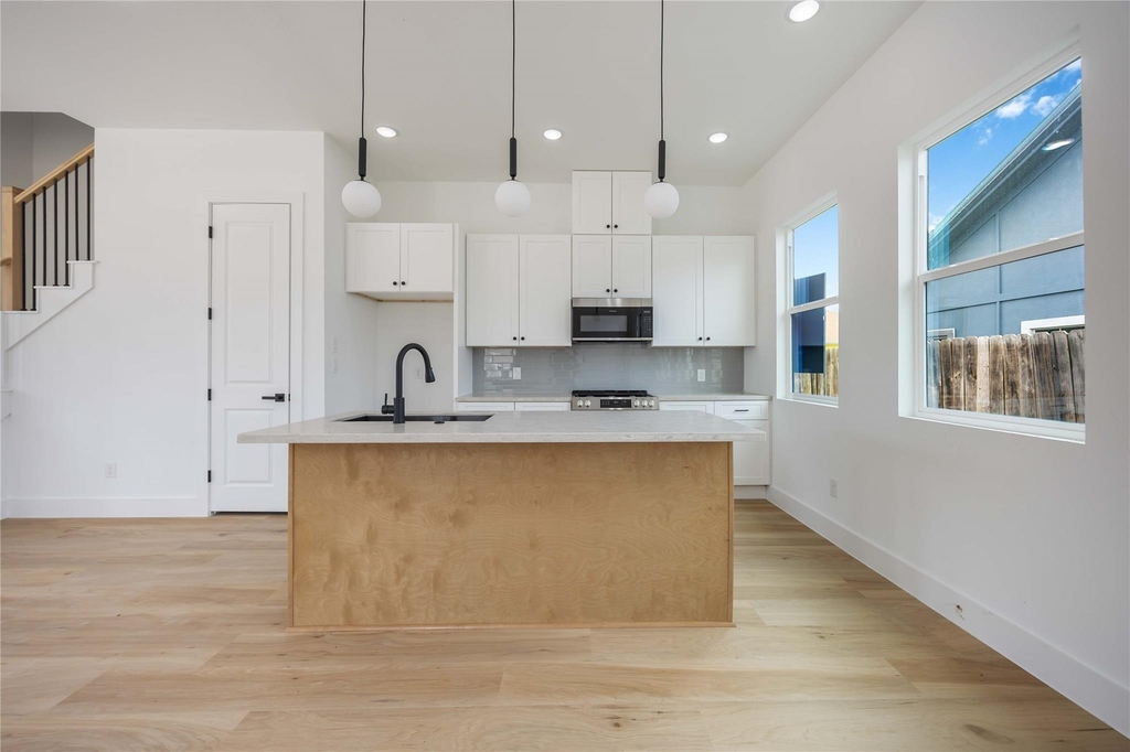 4804 Carmen Street - Photo 8