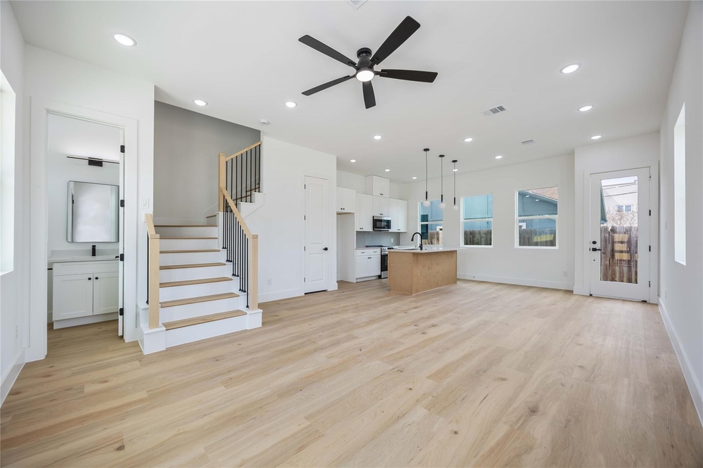 4804 Carmen Street - Photo 5